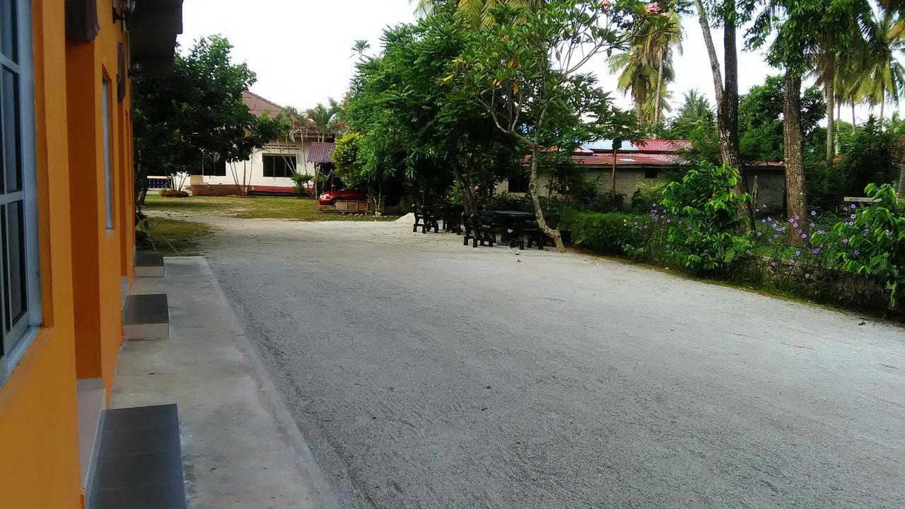 Inapan Aishah Motel Langkawi Exterior photo